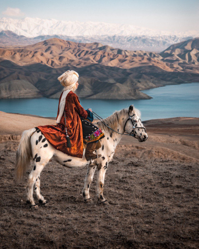 monter à cheval Kirghizistan