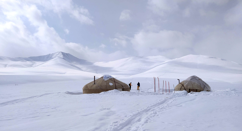 suusamyr yourte hiver