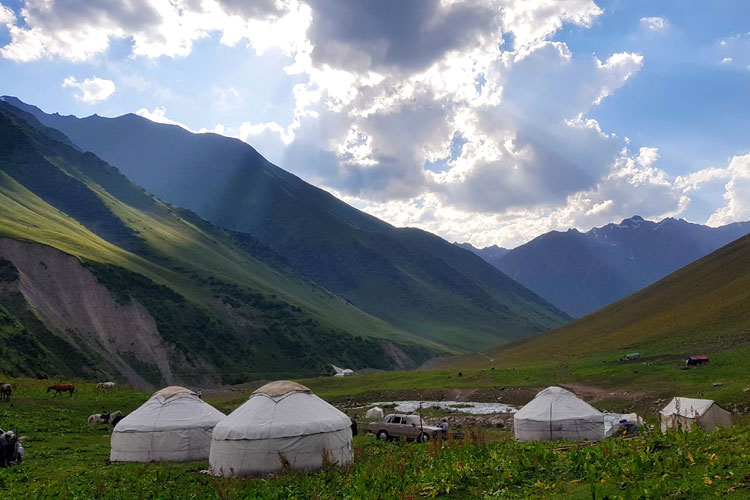 circui-rando-kirghizistan