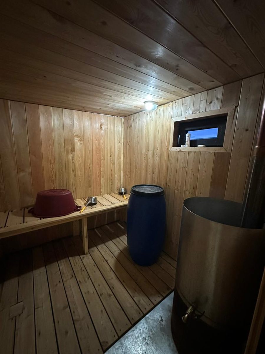Sauna traditionnel au camp de yourtes, Suusamyr